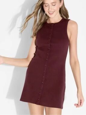 Sleeveless Button-Front Shift Dress in Deep Burgundy